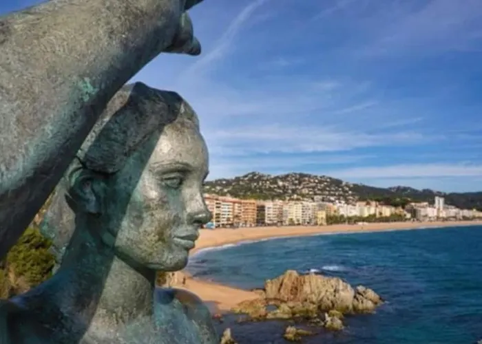 Apartmán Fenals Beach&chic, Boutique Apartament, Free Parking, Full Equipped Near The Lloret de Mar