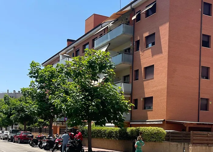 Apartmán Fenals Beach&chic, Boutique Apartament, Free Parking, Full Equipped Near The *